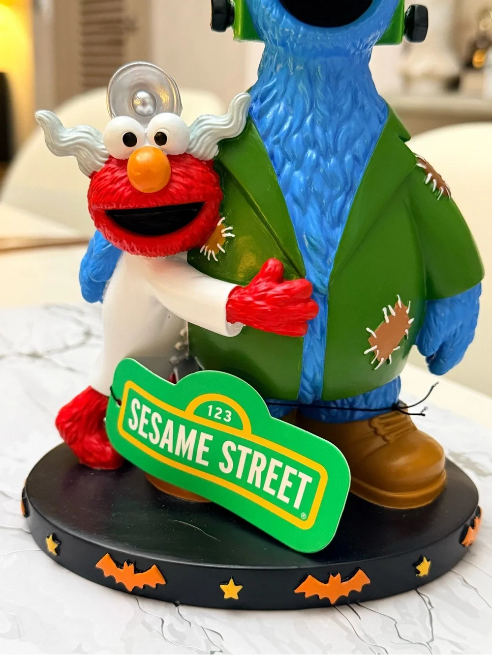 Sesame Street Cookie Monster Elmo Frankenstein Halloween Decor Love Figurine